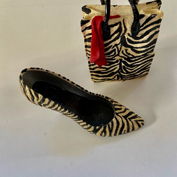 SOLD: Just the Right Shoe, Shoe, Handbag, Chaise - Picture 8 of 9